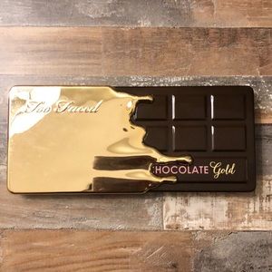 Too Faced chocolate gold eyeshadow palette